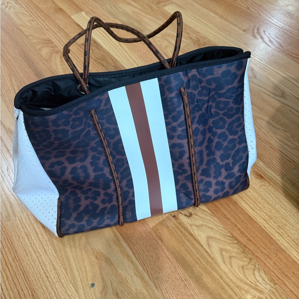 Neoprene Leopard Print Tote Bag with Creme/Brown